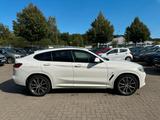 BMW X4 xDrive30d M Sport LEDER°HUD°KAM°LED°ACC°8xALU - BMW X4 Geländewagen 30d mit Diesel-Antrieb