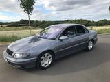 Opel Omega 3.0 V6 Automatik - Opel Omega mit Benzin-Antrieb: Limousine, 3.0