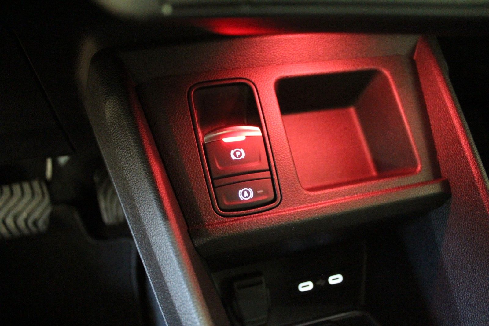 Fahrzeugabbildung Renault R 4 E-Tech 150 Comfort Range Iconic *Vollausst.*