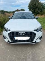 Audi A3 35 TFSI S tronic S line Sportback S line - Audi A3: Weiß, Sportback Line