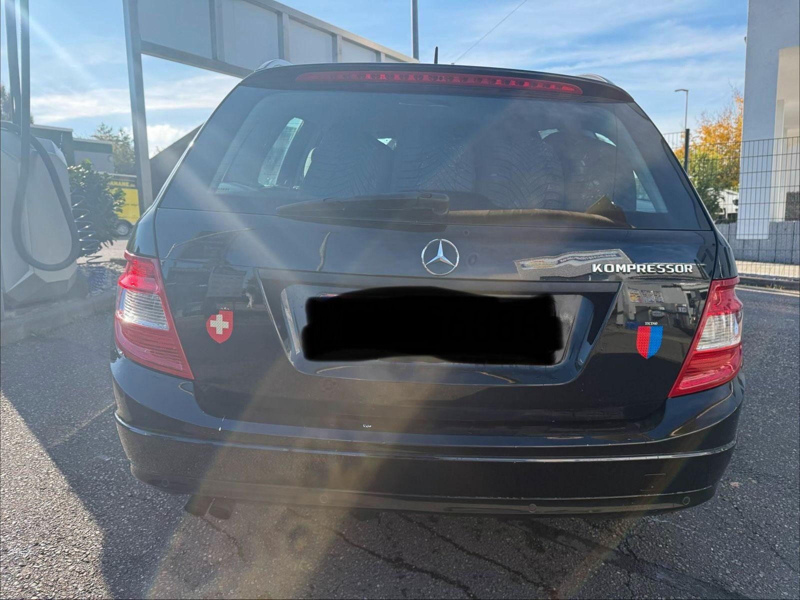 Mercedes-Benz C180 2009 — photo 6