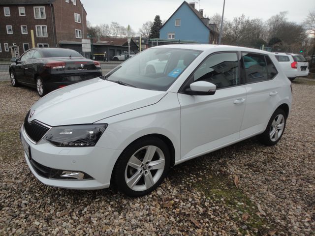 Skoda Fabia Ambition NAVi-TEMPO-SHZ-1.HAND