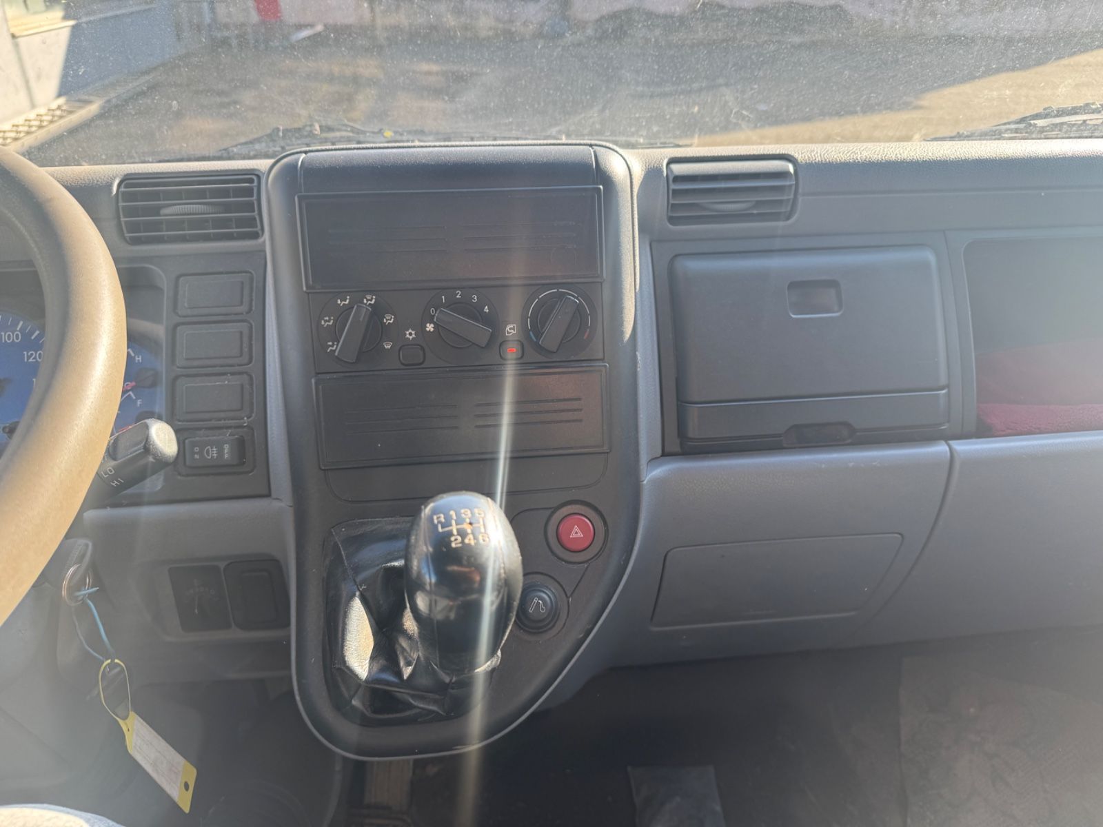Fahrzeugabbildung Mitsubishi Canter Fuso
