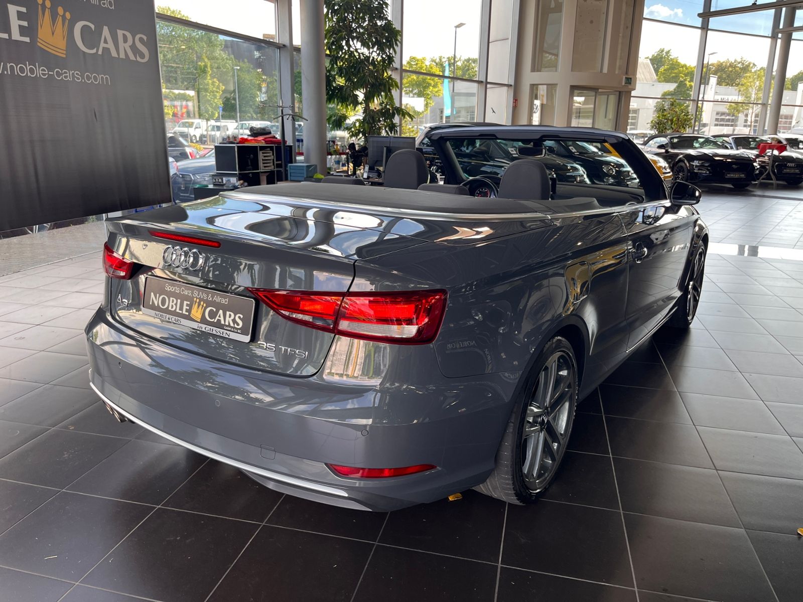 Fahrzeugabbildung Audi A3 Cabriolet 35 TFSI sport XENON RFK NAVI