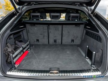 Audi Q8 - 10