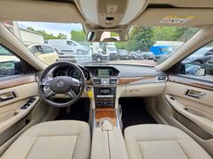 Fahrzeugabbildung E 300 CGI BlueEfficiency 4Matic