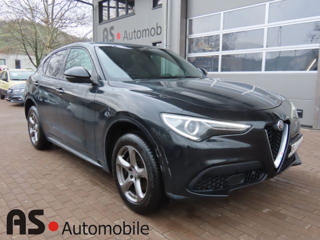 Alfa Romeo Stelvio Super Q4 2.0 Turbo 16V 2.Hd*Navi*Kamera