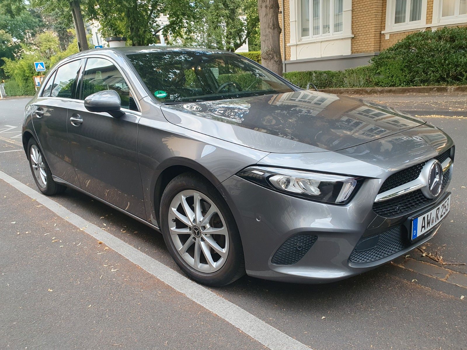 MERCEDES-BENZ A 200 -