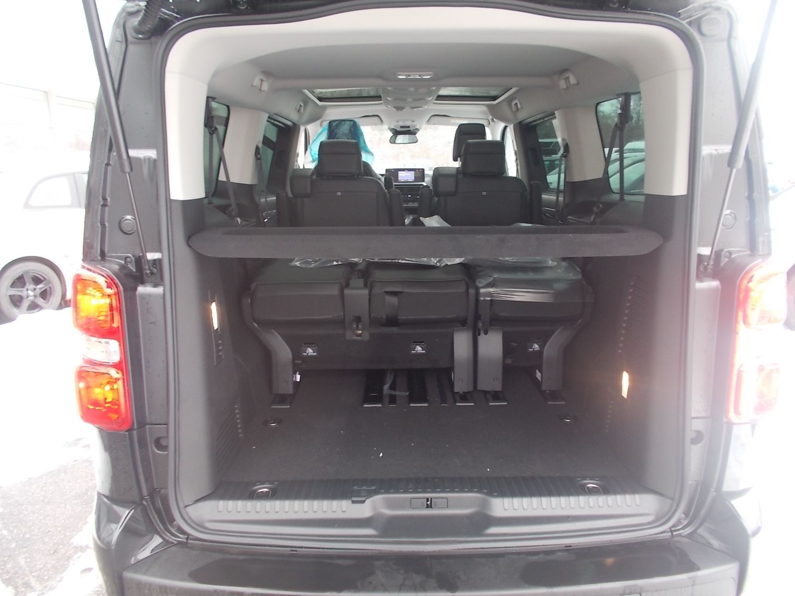 Fahrzeugabbildung Fiat Ulysse 180 BlueHDi L3 Top