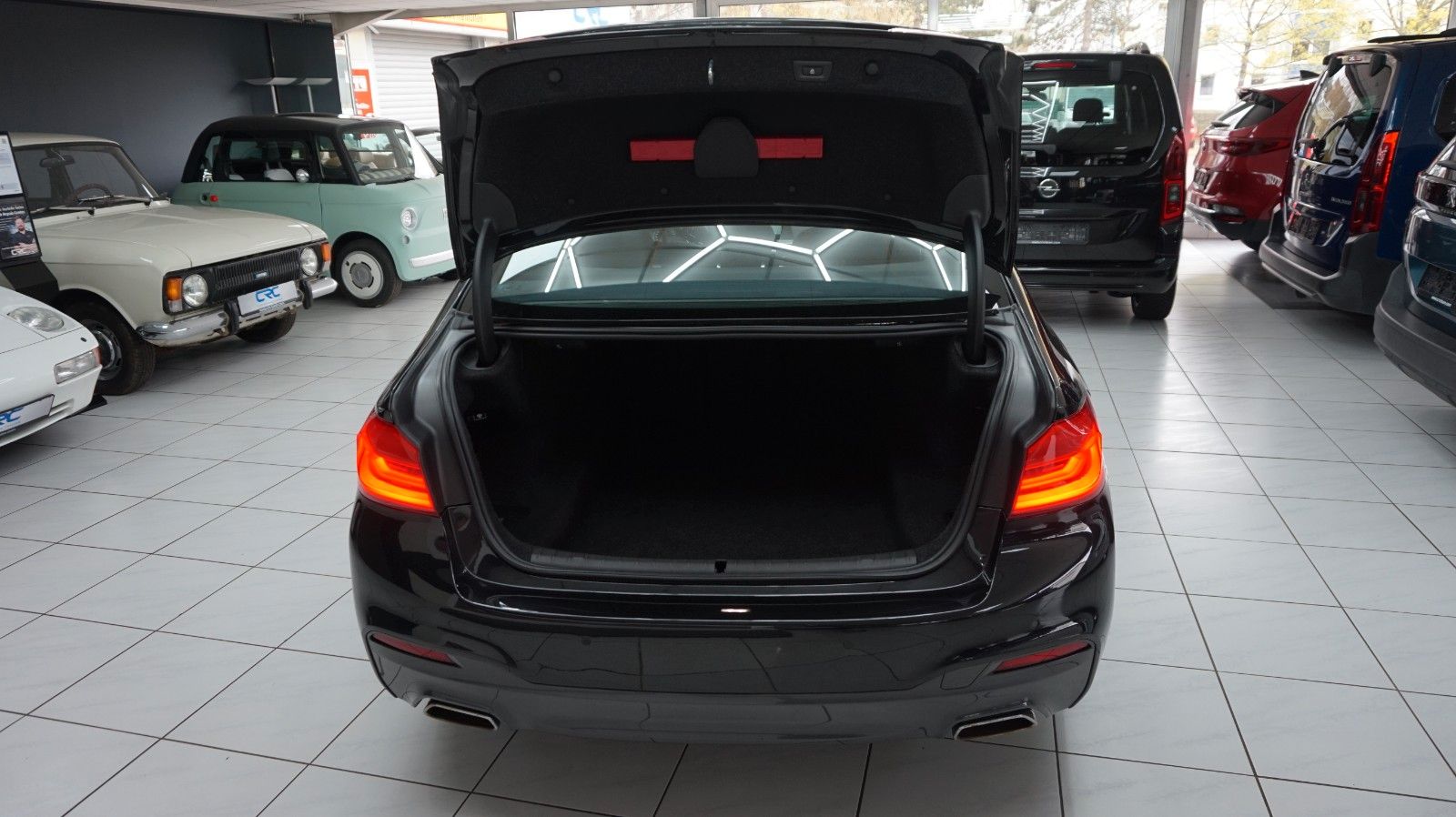 Fahrzeugabbildung BMW 5 Limousine 530 d M Sport Scheckheft gepflegt