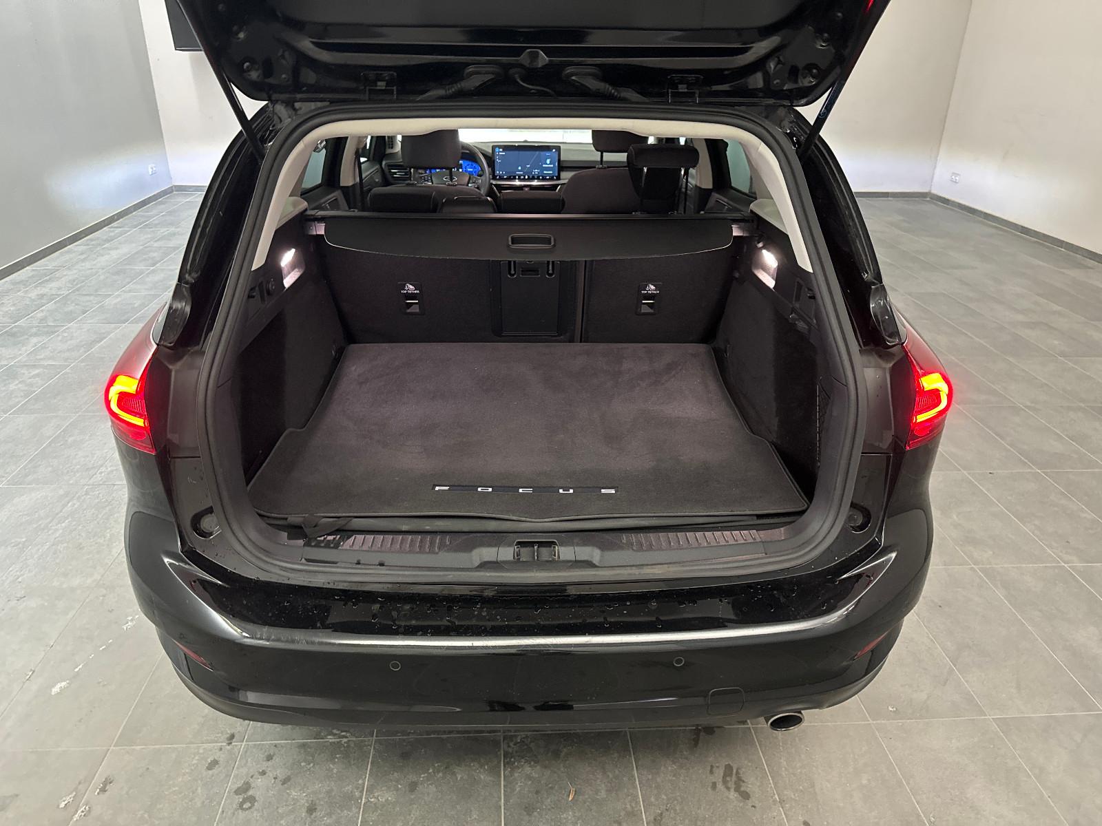 Ford Focus Titanium X Matrix*ACC*Kamera*LM*Winterpake