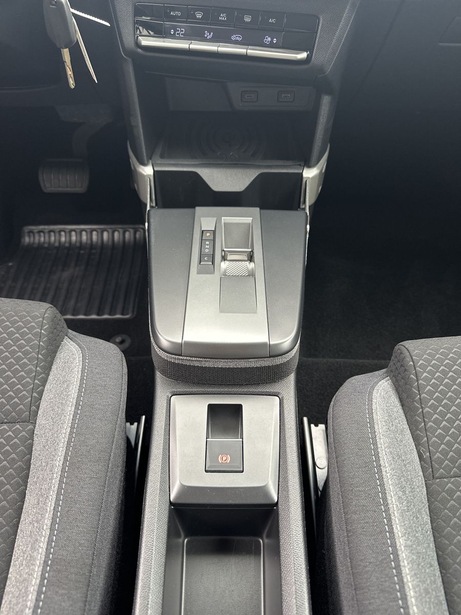 Fahrzeugabbildung Opel Frontera Electric GS NAV+LED+KAMERA+TOTW+PDC+DAB