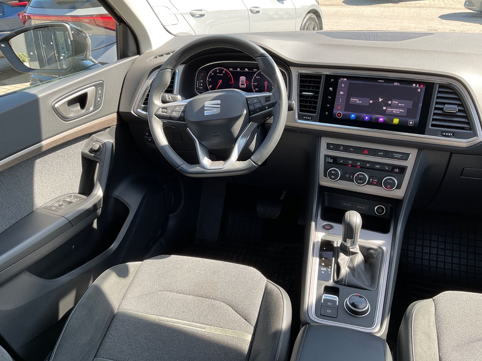 Fahrzeugabbildung SEAT Ateca 1.5 TSI Xperience DSG,Kamera,Navi,LED