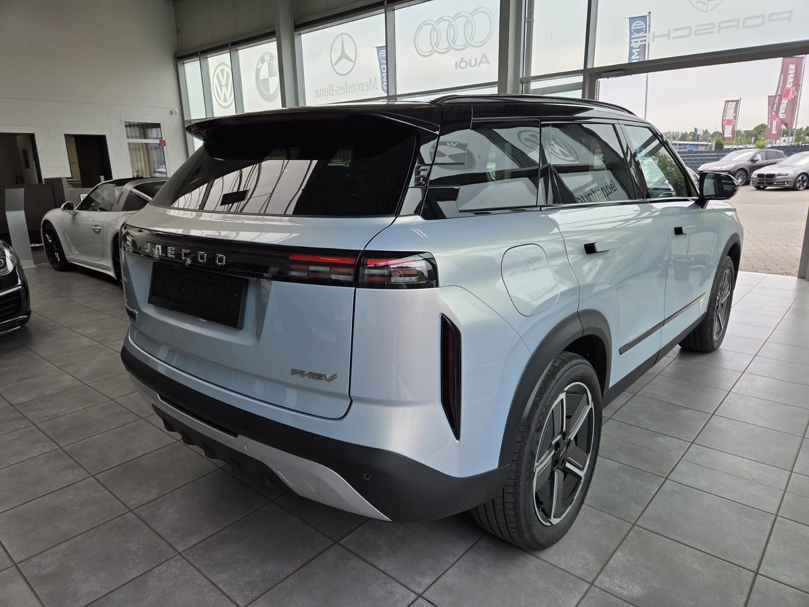 Fahrzeugabbildung JAECOO 7 1.5 TGDI PHEV 255 kW Exclusive/sofort