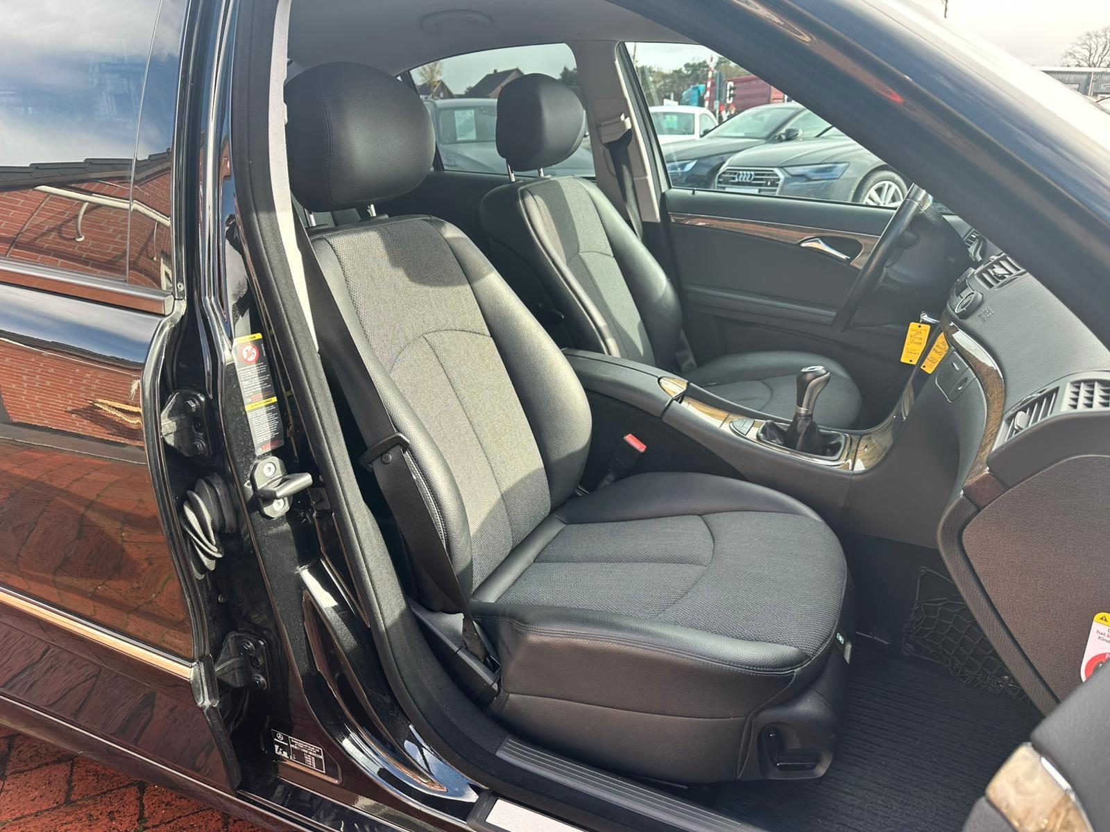 Mercedes-Benz E 220 Limousine CDI AVANTGARDE TMP CAM NAVI