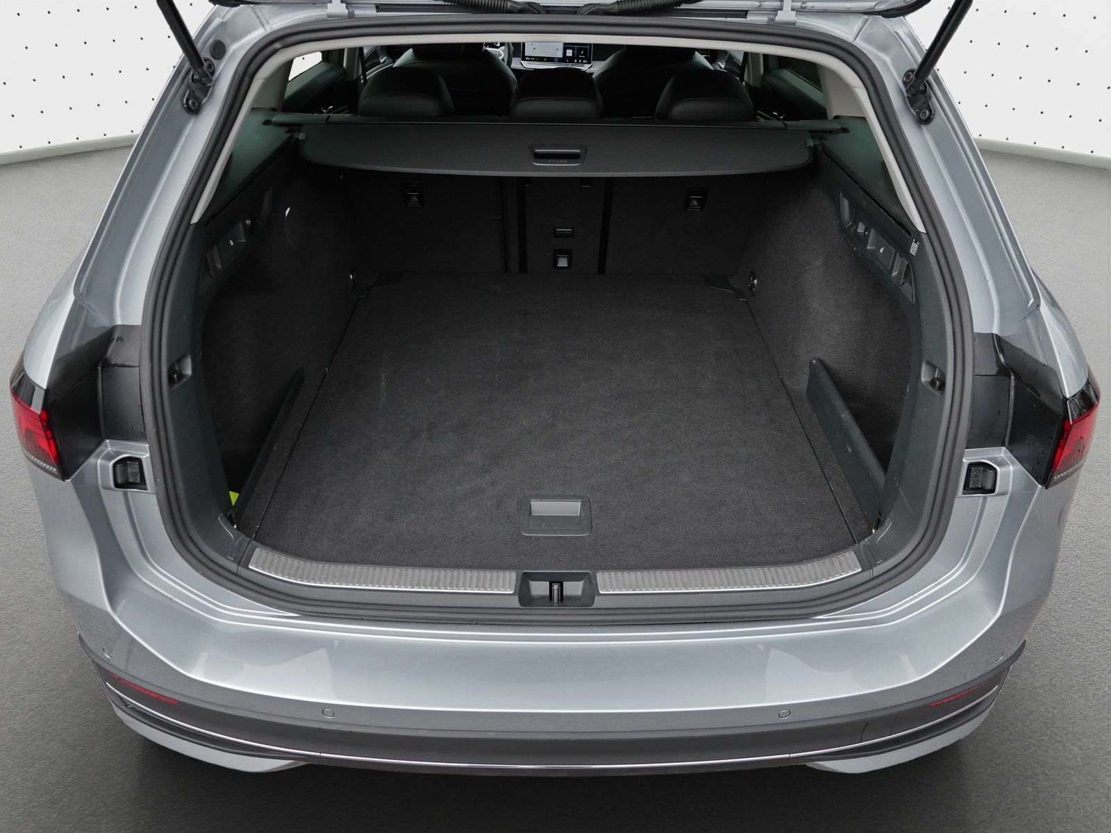Volkswagen Passat - Bild 11