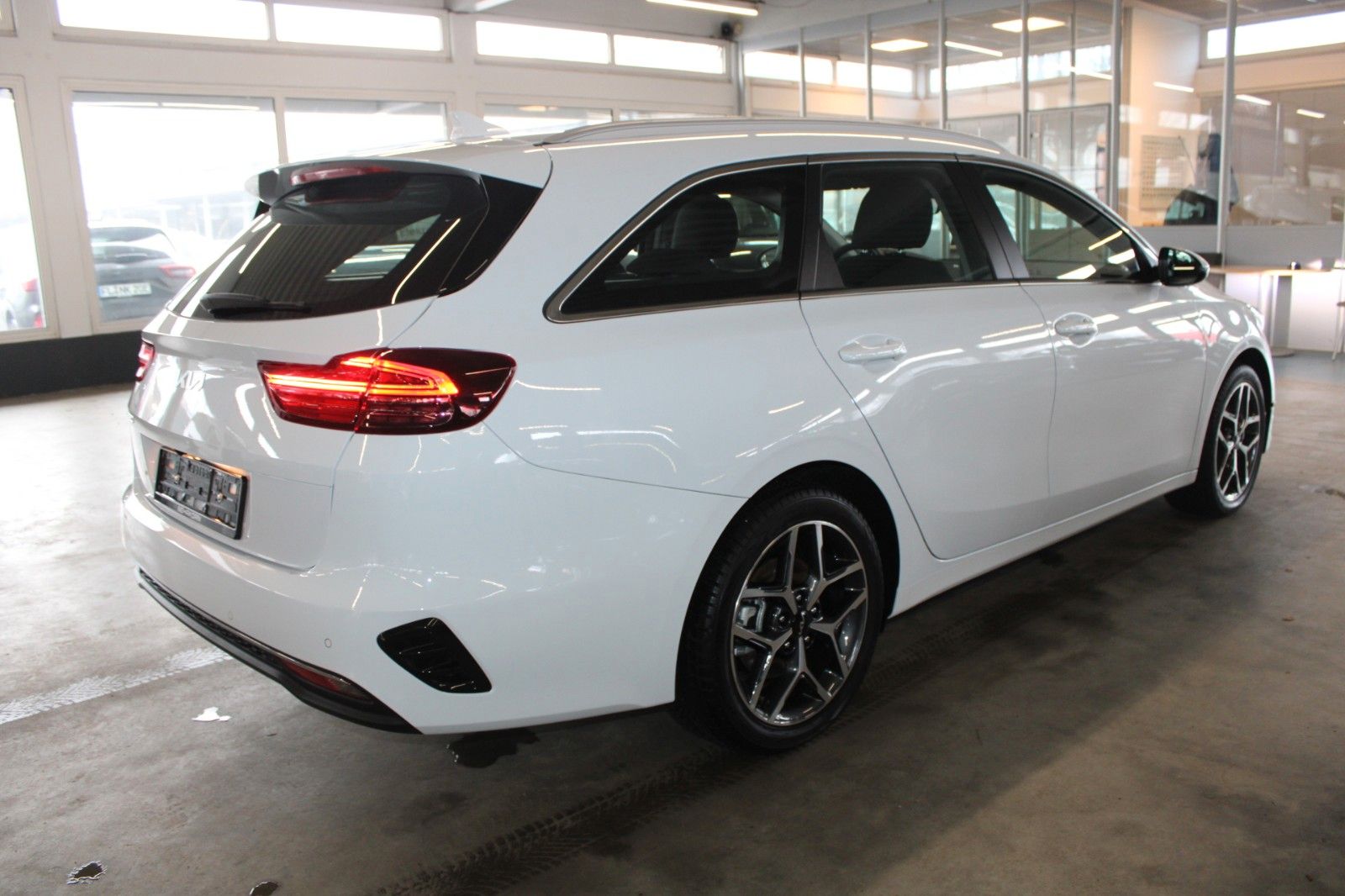 Fahrzeugabbildung Kia cee'd Sportswagon Spirit Aut. Top Ausstattung !