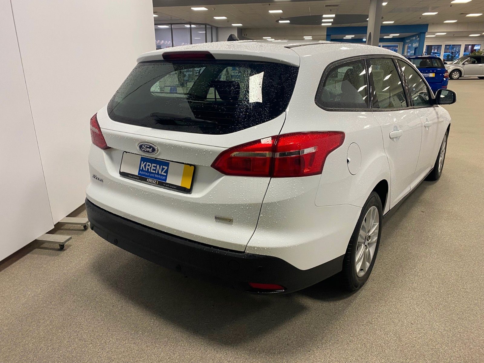 Fahrzeugabbildung Ford Focus 1.0 EcoBoost Business Turnier+NAVI+PDC+ALU