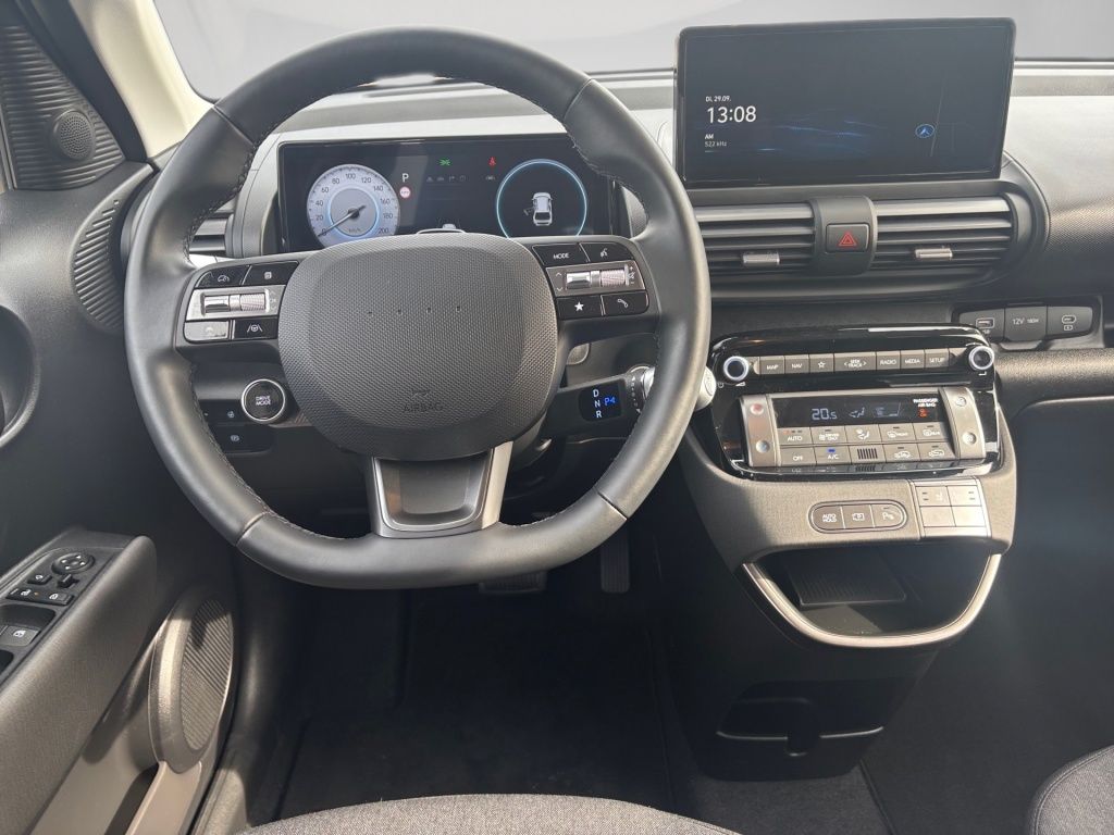Fahrzeugabbildung Hyundai INSTER TREND ELEKTRO 2WD SHZ LHZ NAVI KAMERA PDC