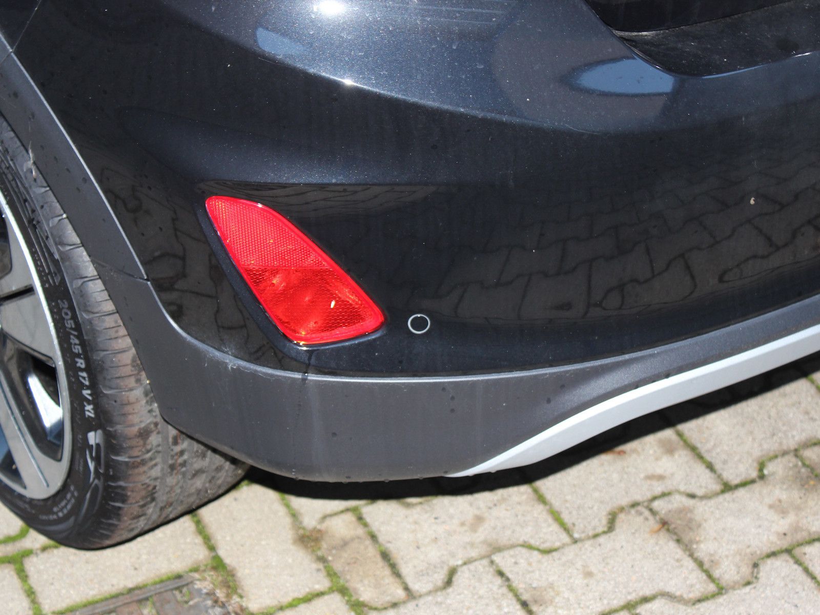 Fahrzeugabbildung Ford Fiesta Active 1,0 EcoBoost Hybrid