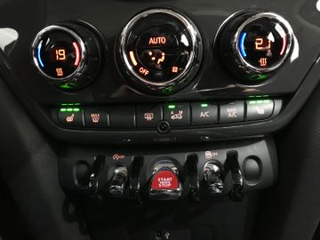 MINI Cooper Countryman 1.5 BLUET KLIMA NAVI PDC SHZ