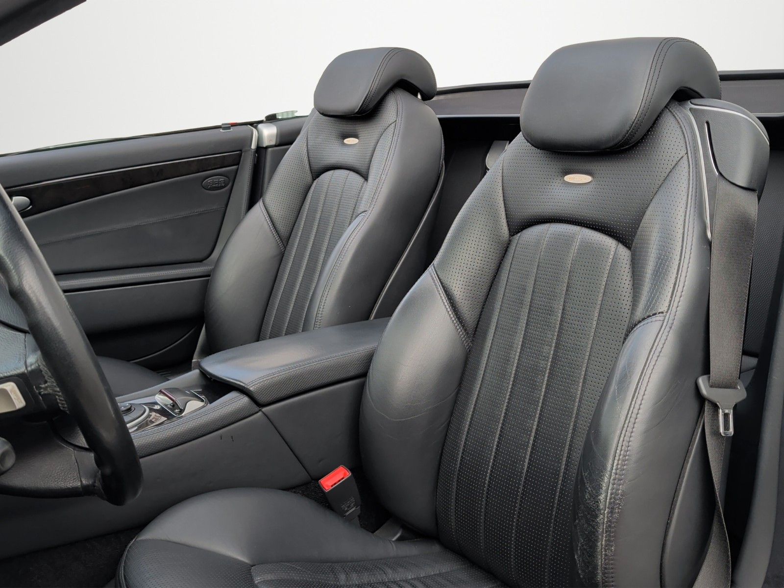 Fahrzeugabbildung Mercedes-Benz SL 55 AMG ROADSTER MEMORY XENON NAVI TEL ORIG DE