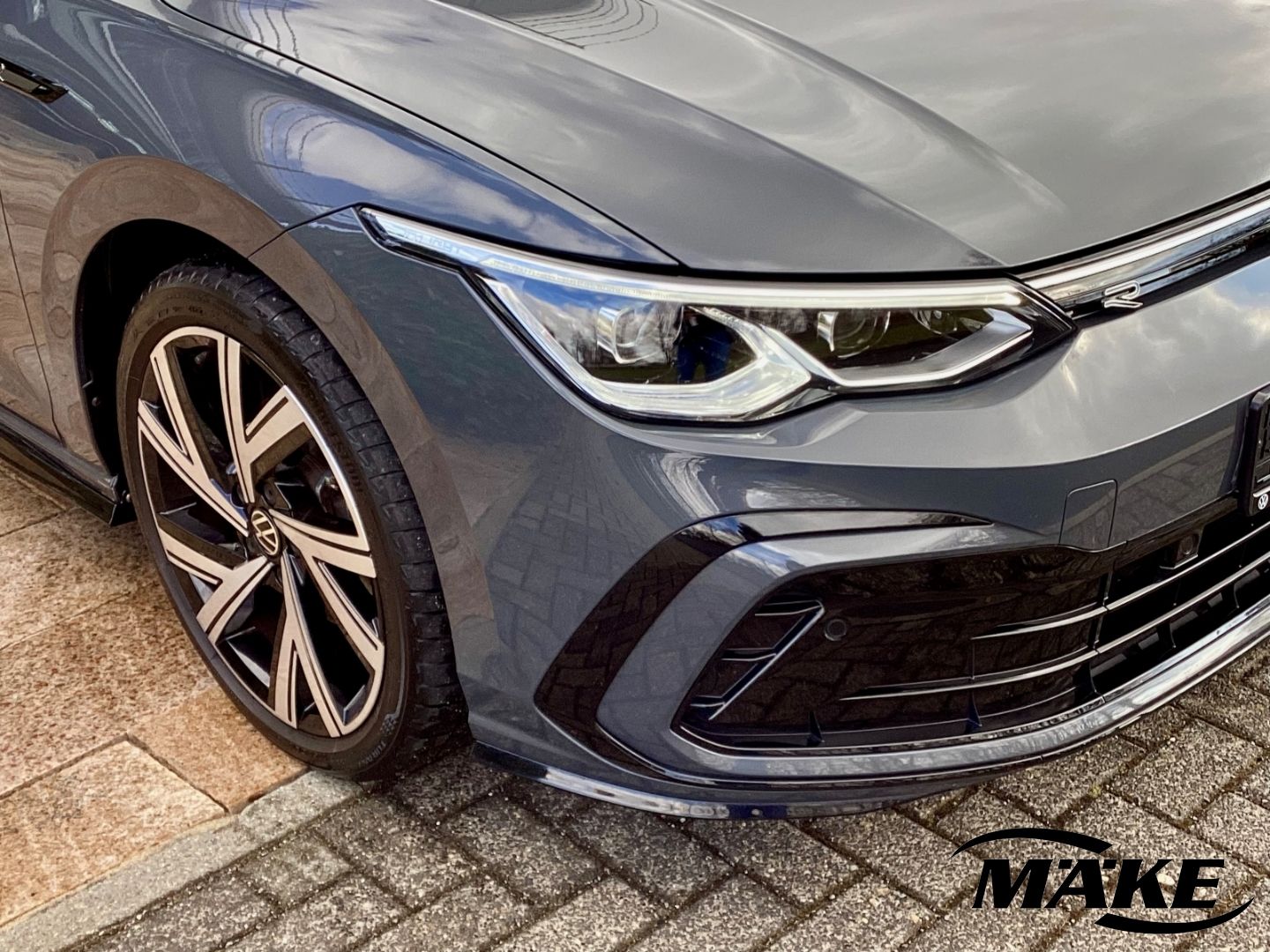 Golf R-Line 1.5 eTSI DSG ACC IQ.L NAV RFK