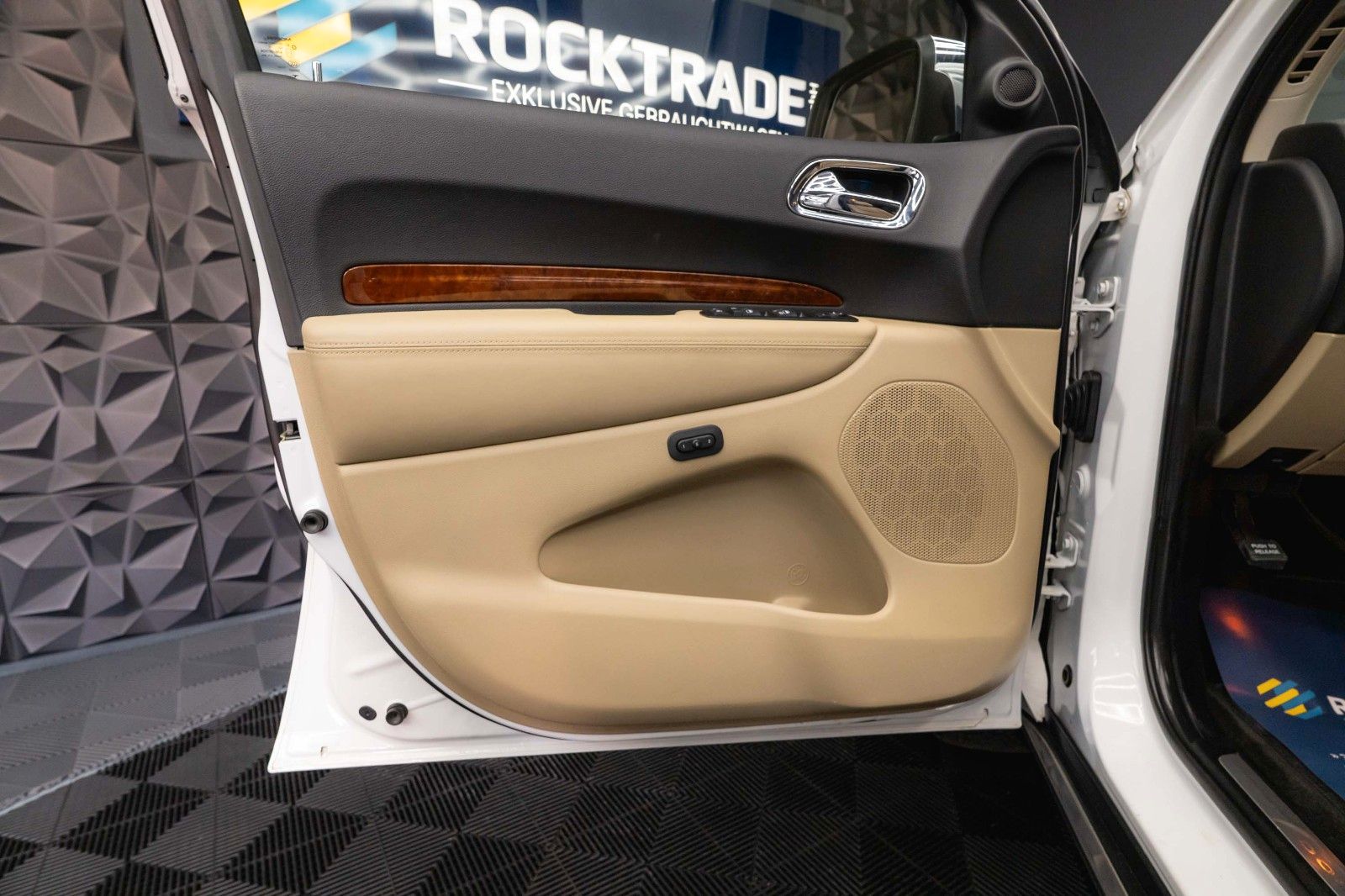 Fahrzeugabbildung Dodge Durango 3.6 V6 4x4 CITADEL | ACC | XENON | LED