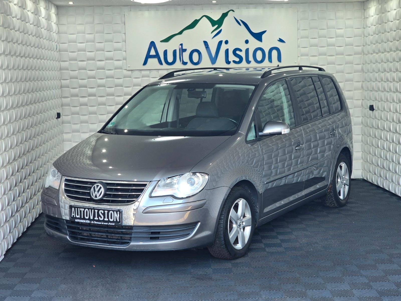 Volkswagen Touran United*DSG*Tempomat*SHZ*AHK*
