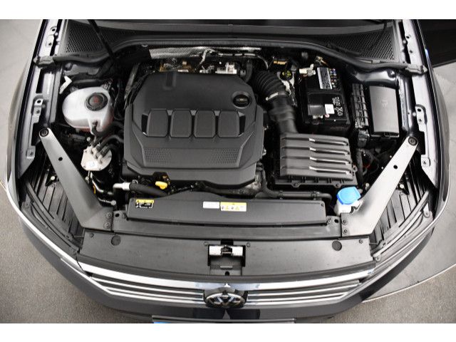 Volkswagen Passat Variant - Bild 12