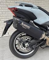 Yamaha TMAX TechMax Akrapovic Euro 5+ Modelljahr 2026 - MOTORRAD EU