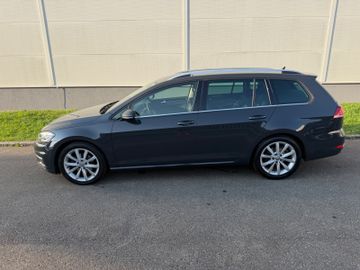 Volkswagen Golf - 2