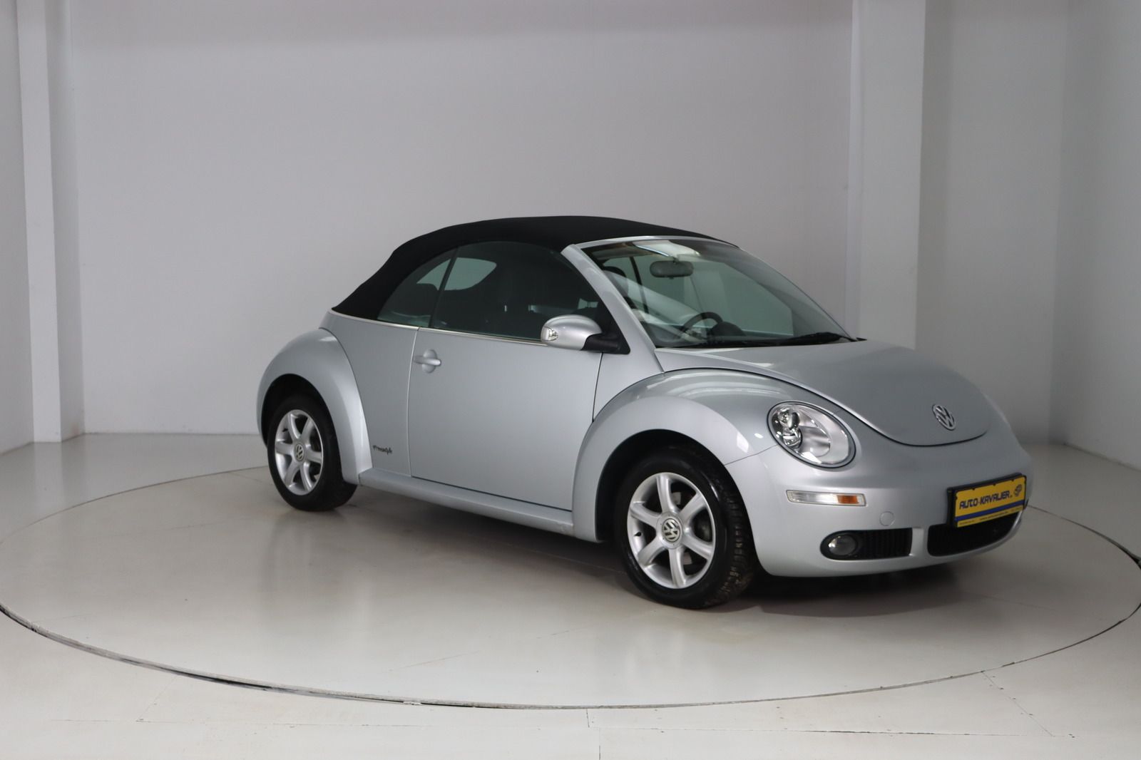 Fahrzeugabbildung Volkswagen New Beetle 1.6 Freestyle Cabriolet * Klima * PDC