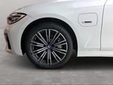 BMW 330e Touring M Sport AHK LiveCockpitProf Kamera - BMW 330 in Hamburg