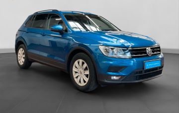 Volkswagen Tiguan - 1