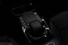 MERCEDES-BENZ A 200 d Limousine 4Matic*CAM*AMBIENTE*PANO*SOUND