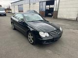 Mercedes-Benz CLK  Coupe CLK 200 Kompressor,Schiebedach - Mercedes-Benz CLK 200 Gebrauchtwagen in Stuttgart