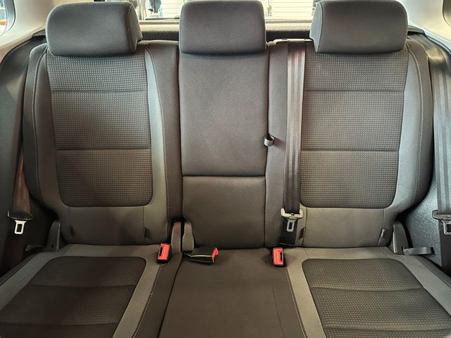 Volkswagen Tiguan Team 4Motion *2. Hand*Klima*SHZ*AHK*PDC*