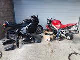 Honda VFR 750F RC36 - Offers matching your search criteria