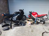 Honda VFR 750F RC36 - HONDA VF750F