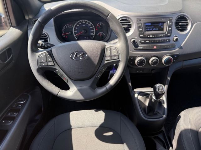 Fahrzeugabbildung Hyundai i10 1.2 Passion +RADIO+BLUETOOTH+KLIMA+SHZ+UVM+