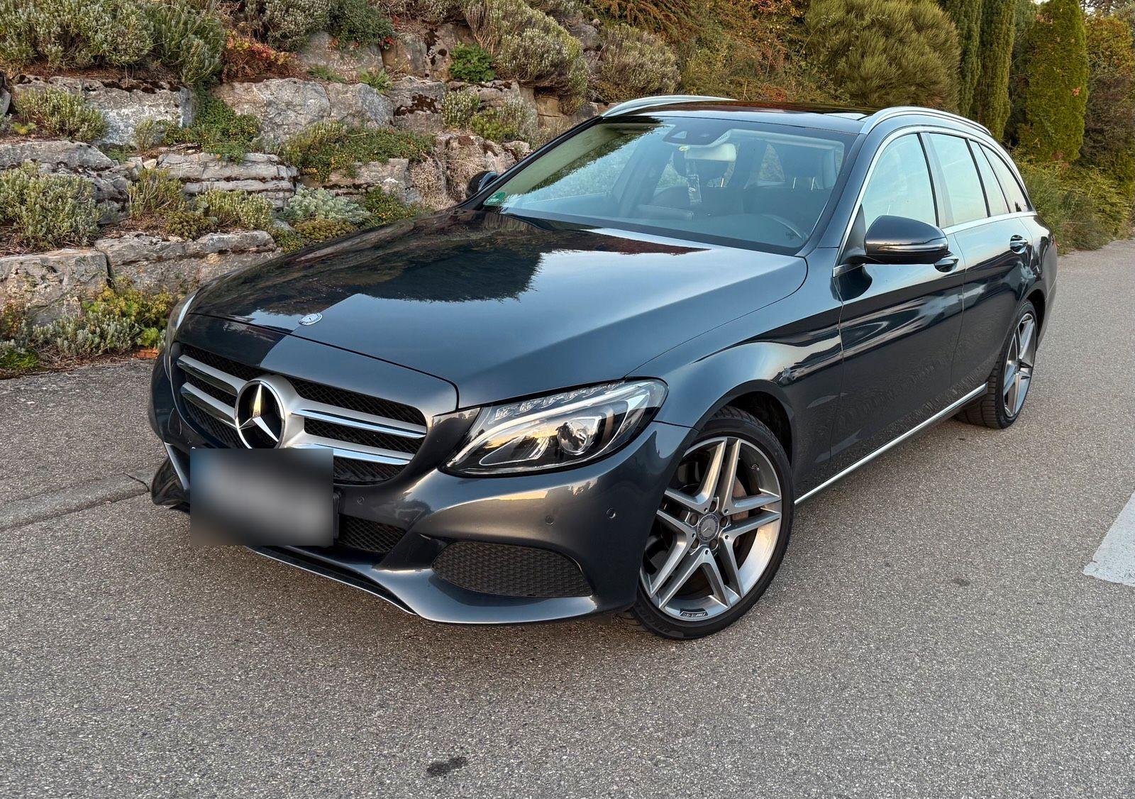 Mercedes-Benz A 220