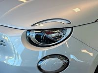 Fiat 500e Cabrio 23,8 kWh Blue Edition KAMERA CARPLAY - Image