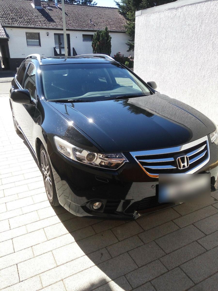 Honda Accord 2011 — engine 150 HP (110kW)