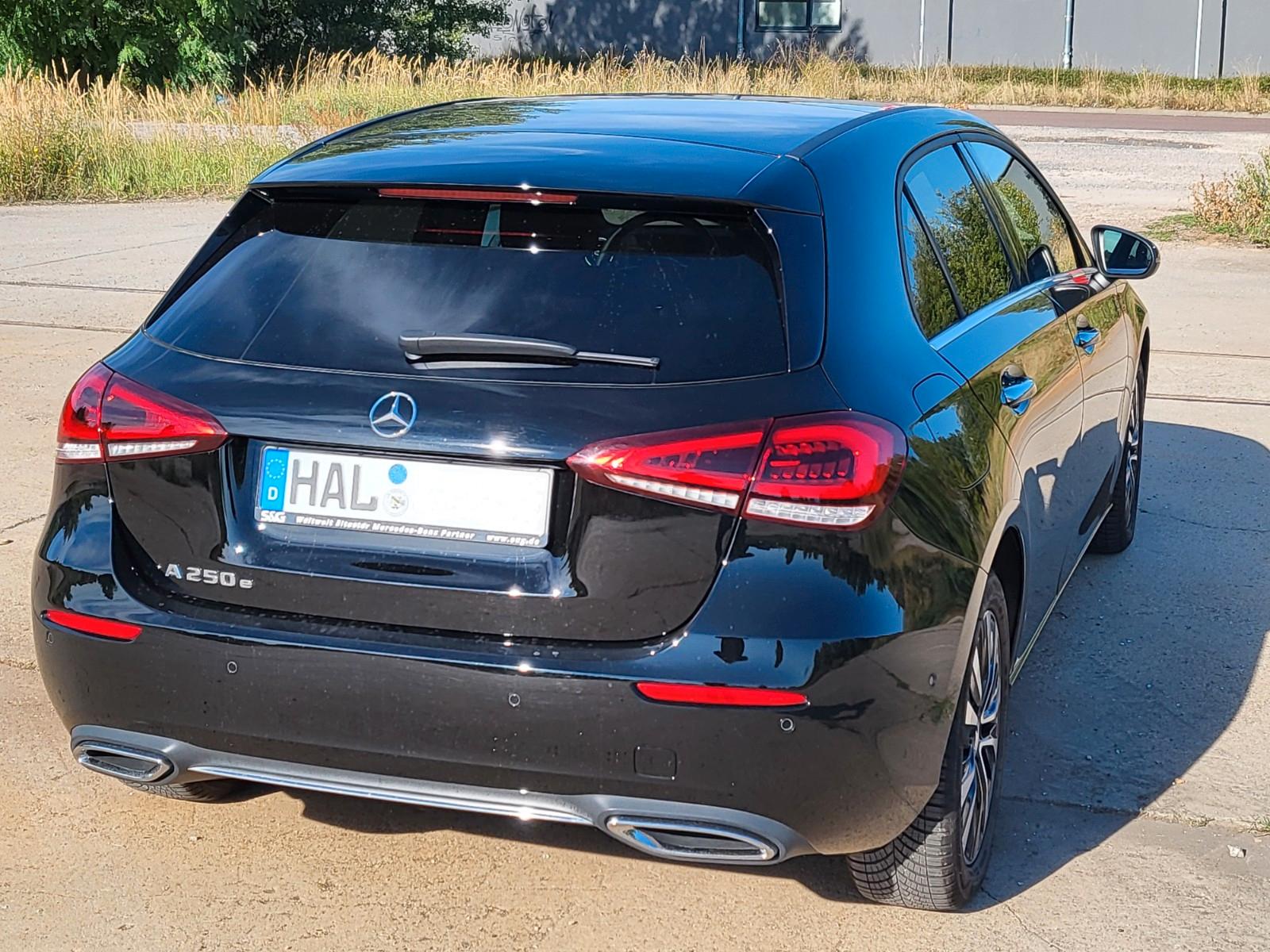 Mercedes-Benz A 250 e DCT Progressive