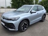 Volkswagen Tiguan 1.5 eTSI DSG R-Line+AHK+19"+LED+Navi - : 19