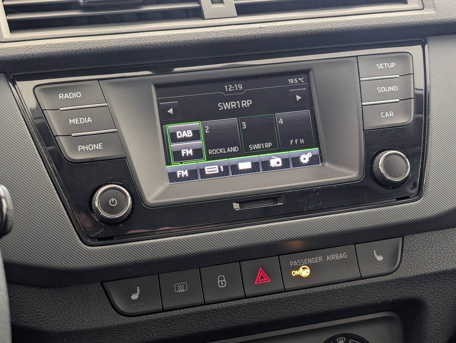 SKODA Fabia 1.0 Cool+ SHZ Bluetooth DAB – Bild 21