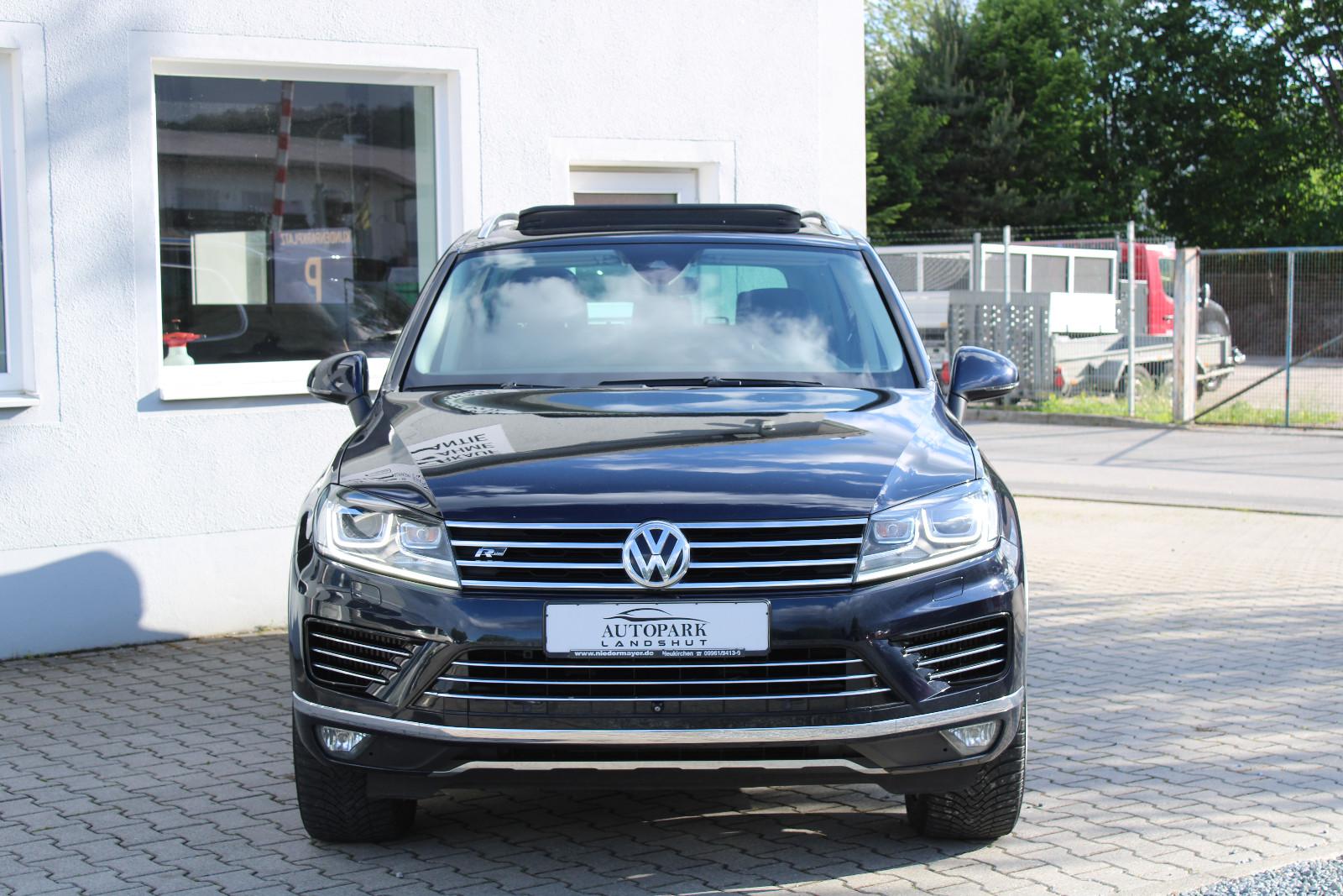 Volkswagen Touareg I R - Line I Pano I R-Kamera I Luftfeder