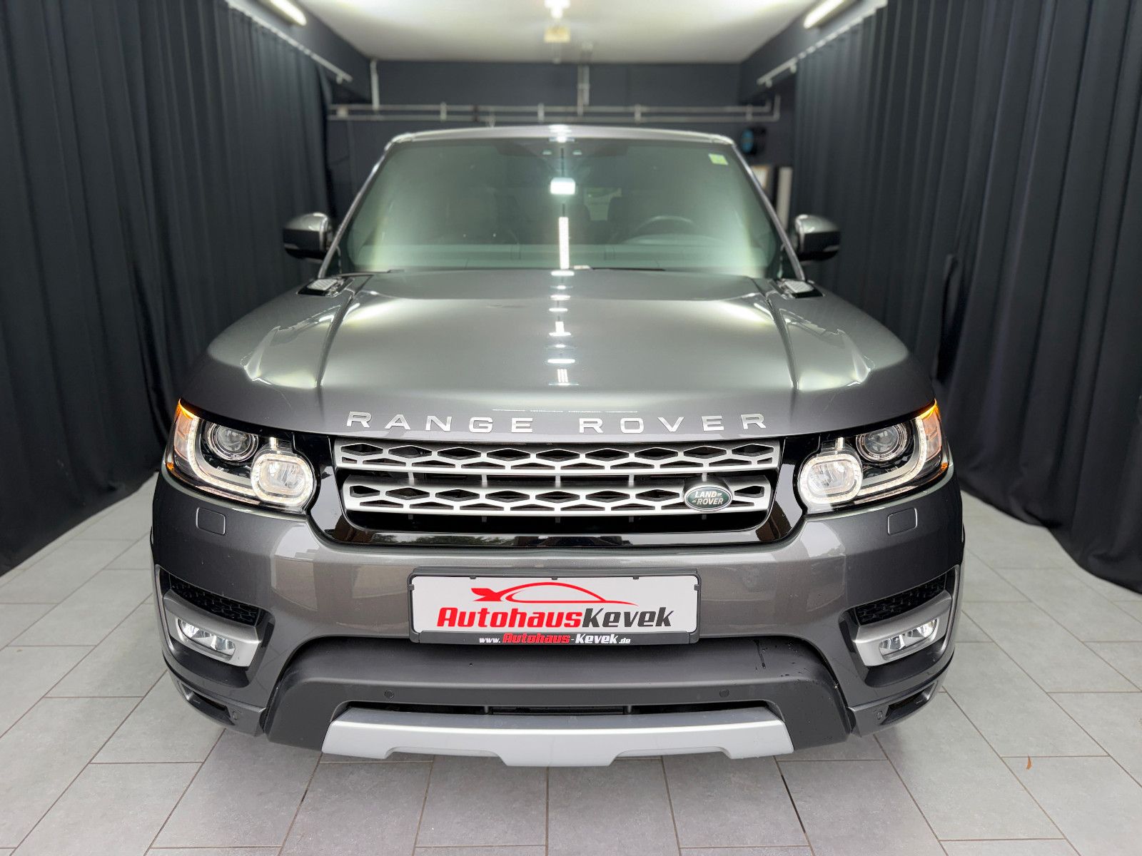 Fahrzeugabbildung Land Rover Range Rover Sport HSE|MERIDIAN|PANO|AHK|LUFT