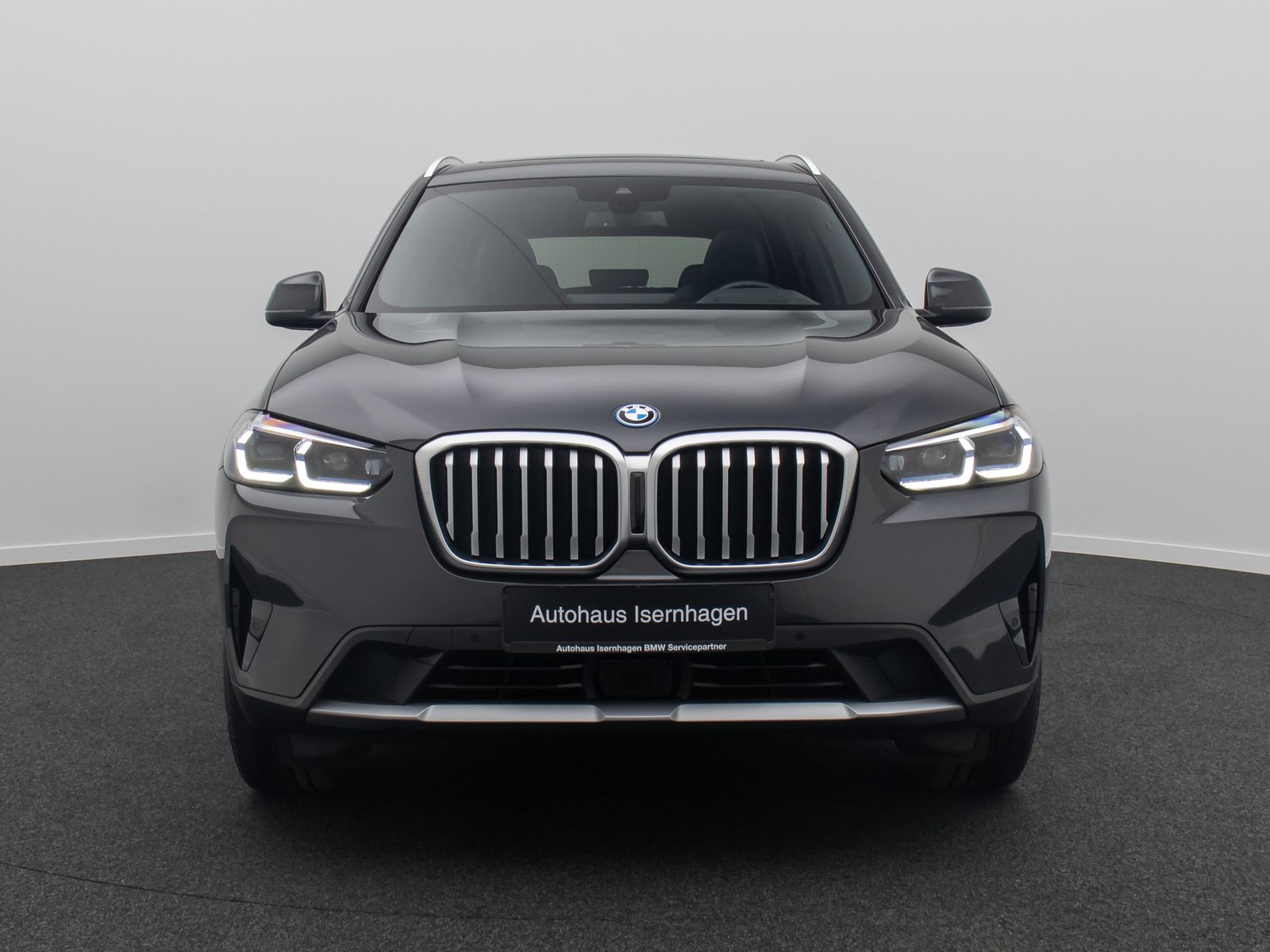 Fahrzeugabbildung BMW X3 xD30e Komfort DAB Laser HiFi HUD Panorama 20"